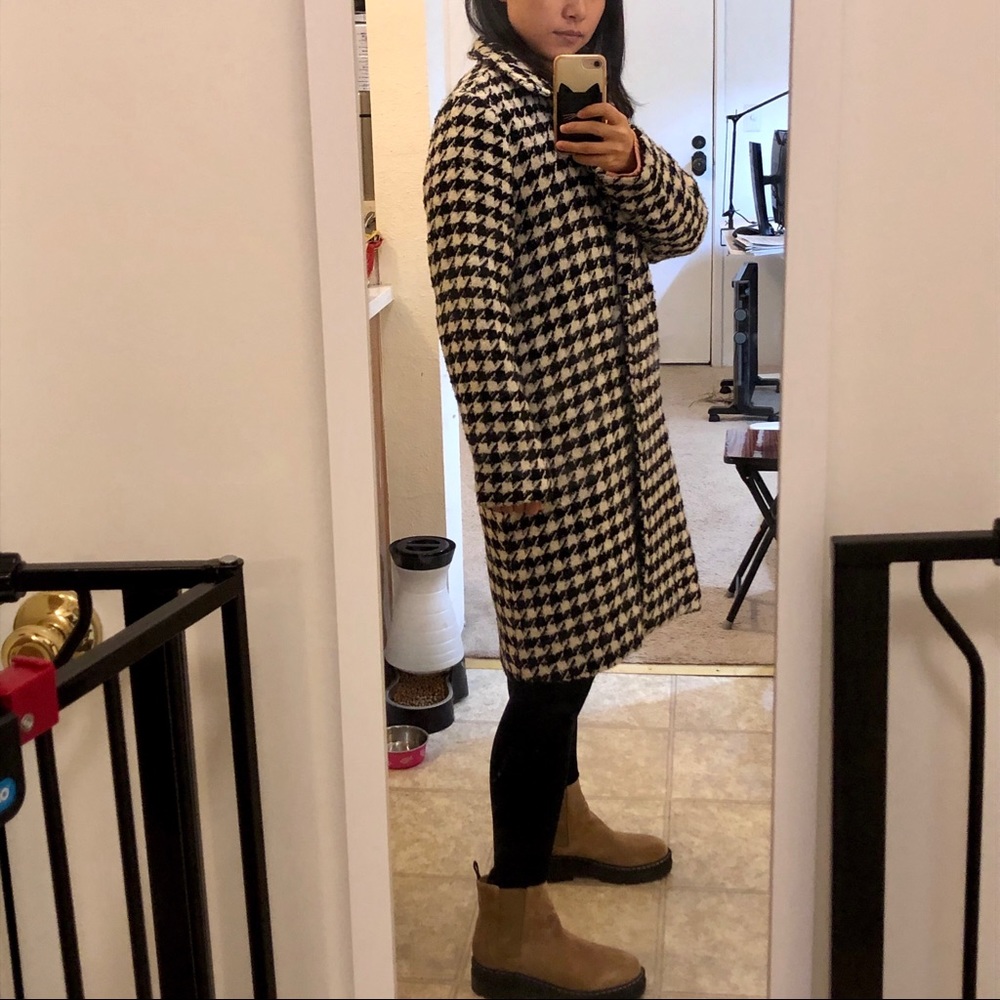 Wool coat - Picture 2 of 6